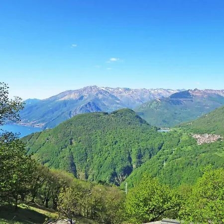 Locazione Turistica Casa Ida Vakantiehuis Domaso